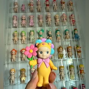 Authentic Sonny angel flower gift